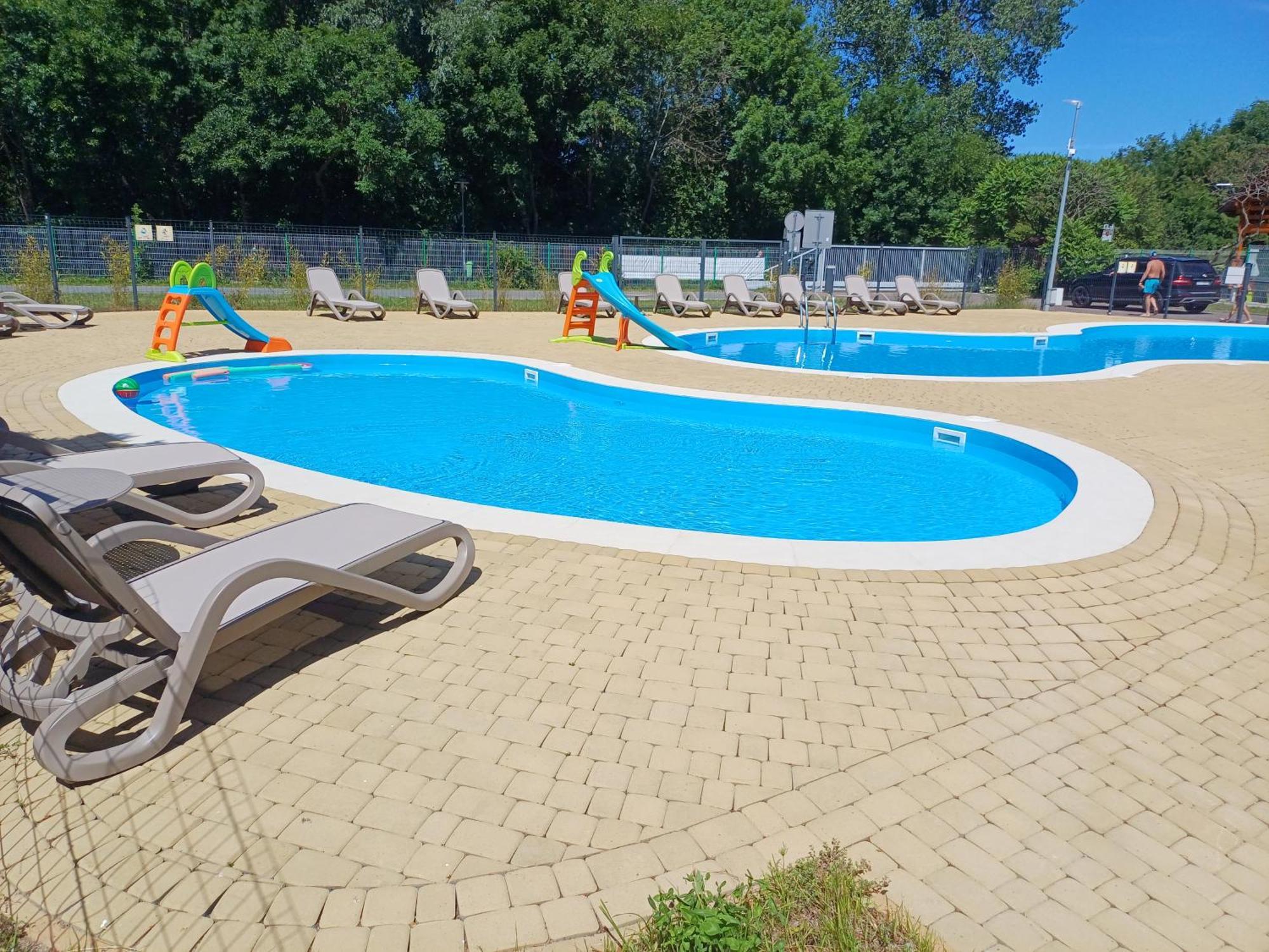 Horyzont Apartamenty- 50M Od Morza!!!Apartamenty Prywatne W Family Dominikana- Self Check In سيانوزيتي المظهر الخارجي الصورة